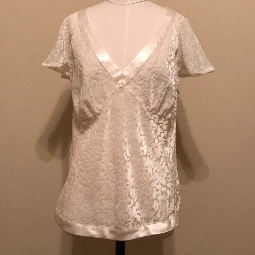 🧚🏼‍♀️Daisy Fuentes moda see through white blouse